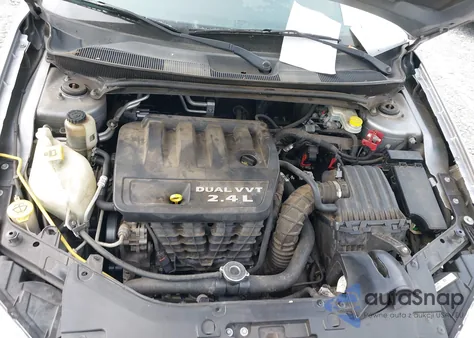 2013 Chrysler 200 Touring из США, поврежденный, VIN 1C3CCBBB2DN570108